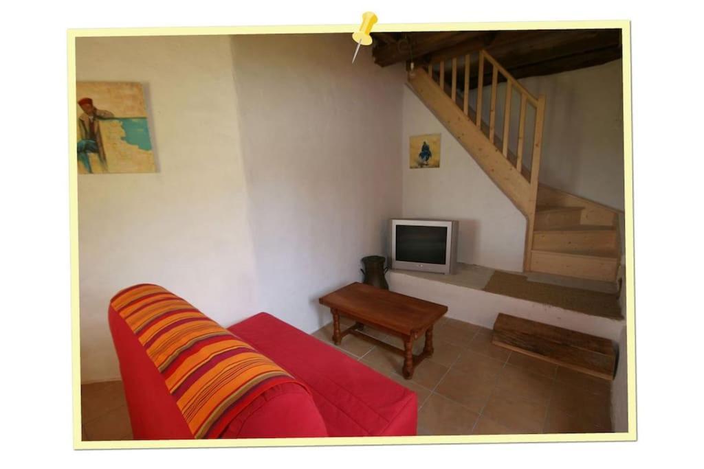 Serenite A La Ferme Equestre Lempzours Exterior photo